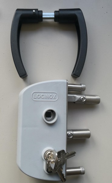 Einfahrtstor Premium (2-flügelig) mit Holzfüllung senkrecht